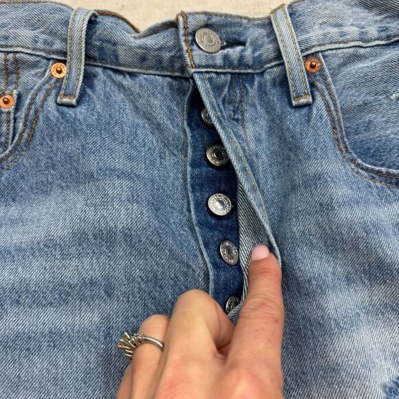 Ladies Levi’s 501 Button Fly Distressed Cut Off Shorts 32” Waist High Rise - Picture 9 of 12